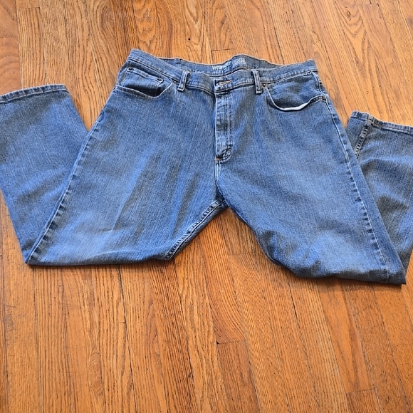 Wrangler Blue Relaxed Jeans Classic Denim 38x29 - Picture 1 of 5